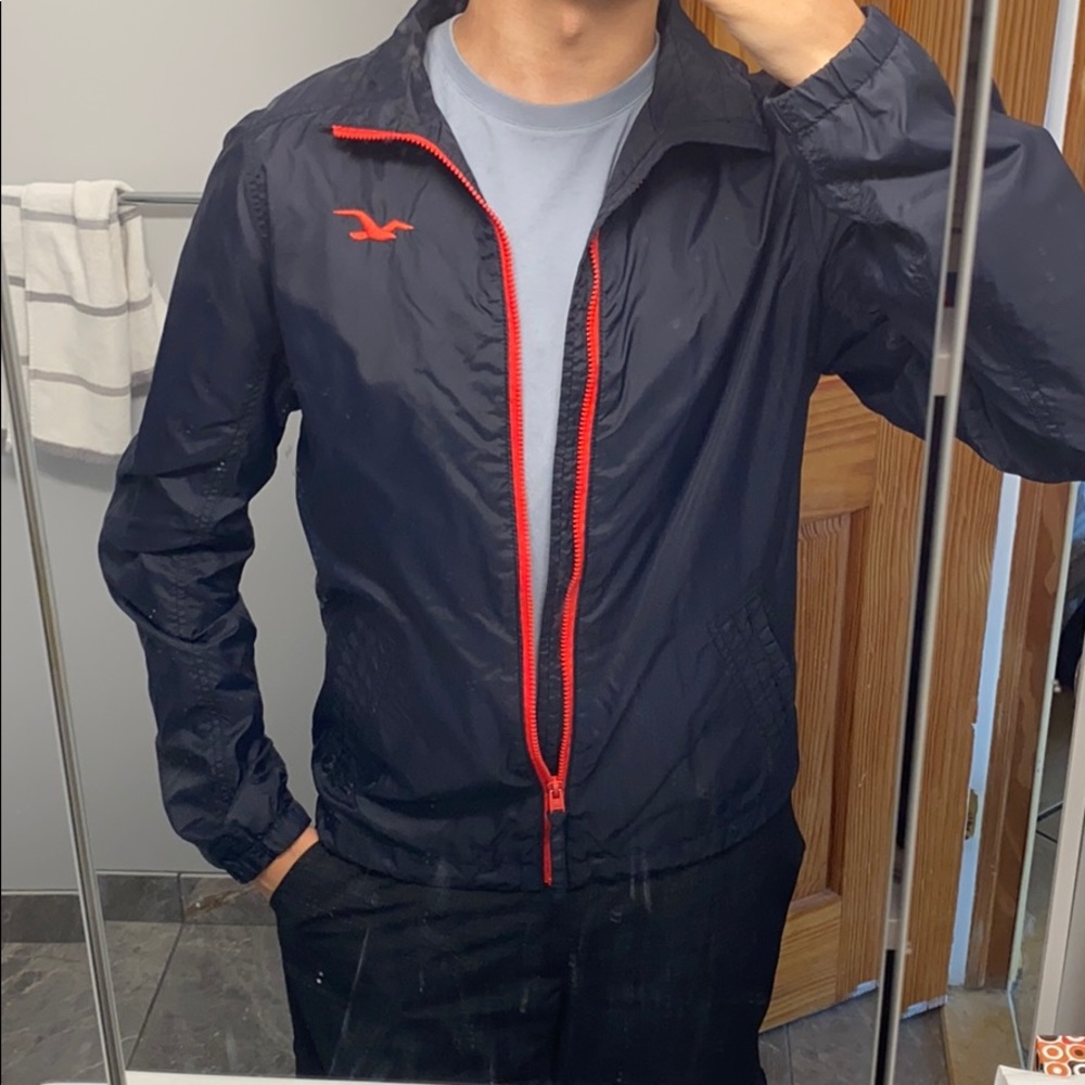 Hollister men’s wind breaker